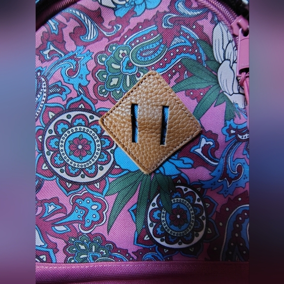 Parkland Fullsize Backpack - Picture 3 of 8